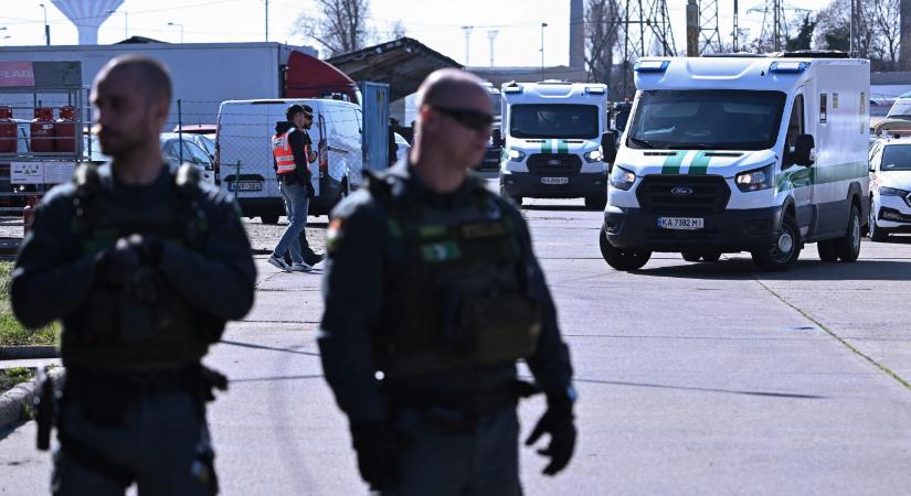Egy NAV-os belső jelentés szerint törvénysértően járhatott el a Legfőbb Ügyészség az aranykonvoj ügyben