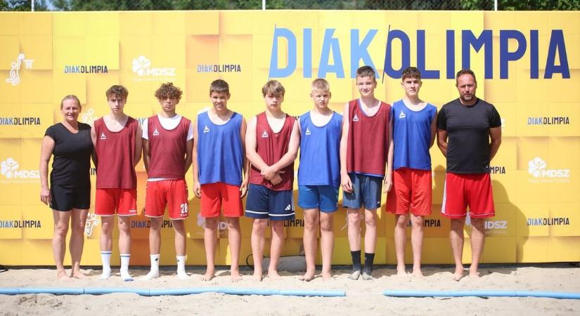 Izzott a homok a somogyi röpisek talpa alatt