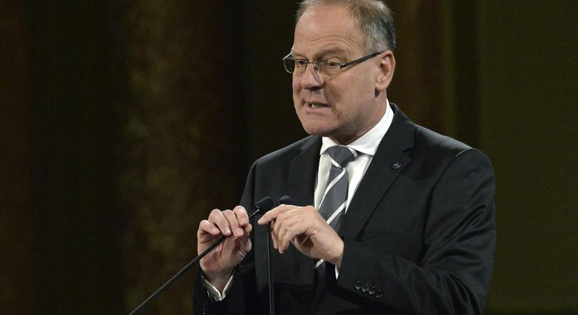 Valami újnak kell jönnie a Fideszben? Navracsics rejtélyes értékelést adott a kongresszusról