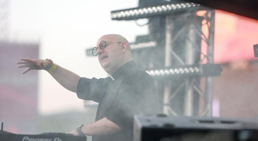 XIV. Leó pápa portugál DJ-je nappal pap, este a keverőpult mögött áll