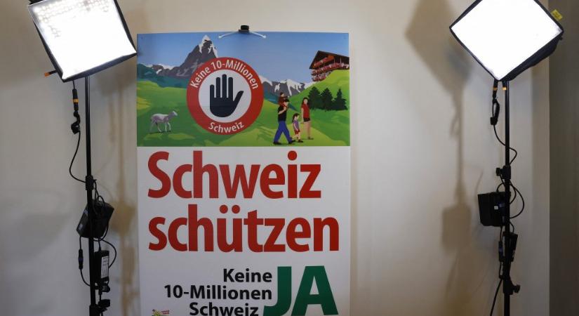 Svájcban elbukott a népszavazás, ami tízmillióban maximalizálta volna az ország népességét