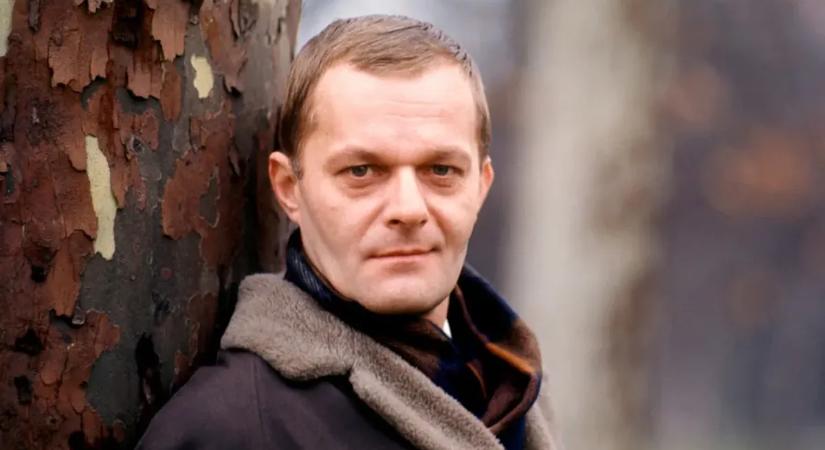 101 éves lenne a magyar sármőr, Darvas Iván, akibe még a saját nevelt lánya is beleszeretett