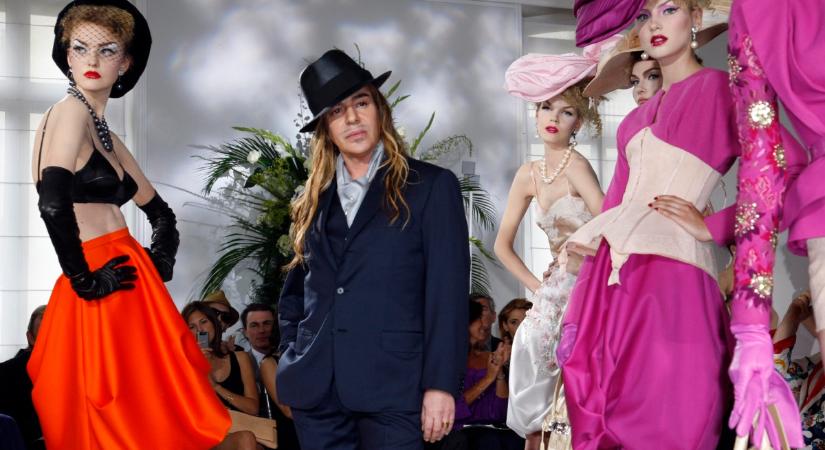 John Galliano, a divat főnixmadara, aki új szárnyakra kapott a Zaránál