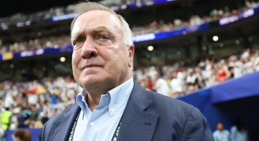 Könnyek között roskadt össze a 78 éves futballikon – szívszorító oka van