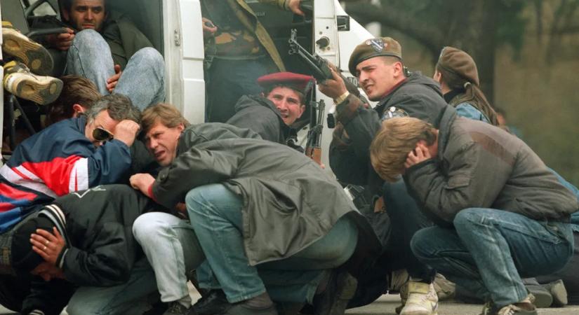 Azt mondta, ők nem zsoldosok, hanem fizettek a szerbeknek, hogy emberekre lőhessenek Szarajevóban