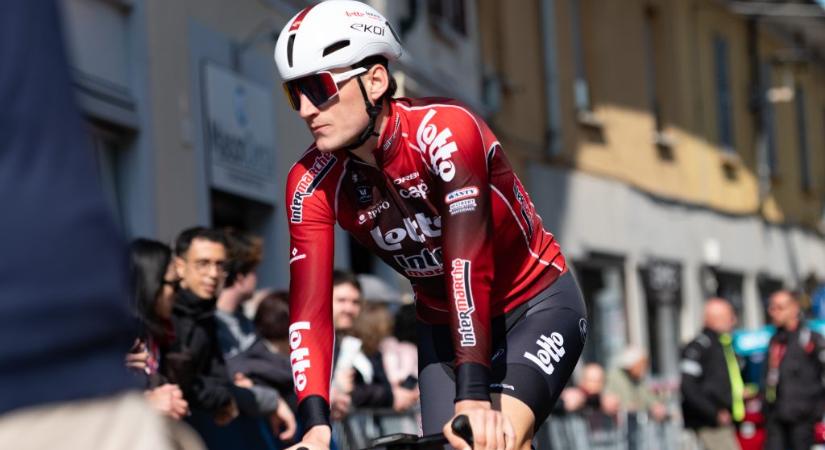 Egy bringás élete első megnyert versenyén fejjel előre zuhant a célba