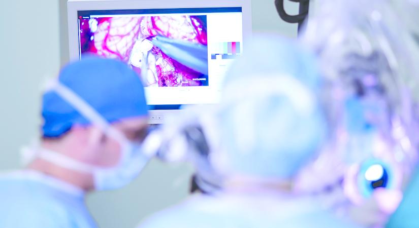 Célzott beavatkozást sürget a medtech szektorban a MediKlaszter