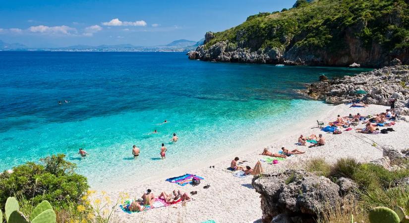 Íme Olaszország 17 legjobb strandja – az egyik olyan, mintha a Maldív-szigeteken lennél