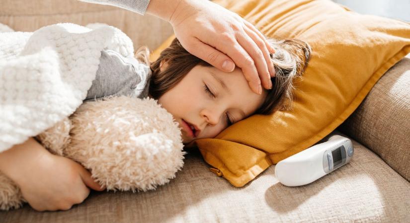 Beteg a gyerek? Az orvosok most tisztázták, mikor kell azonnal a sürgősségire indulni