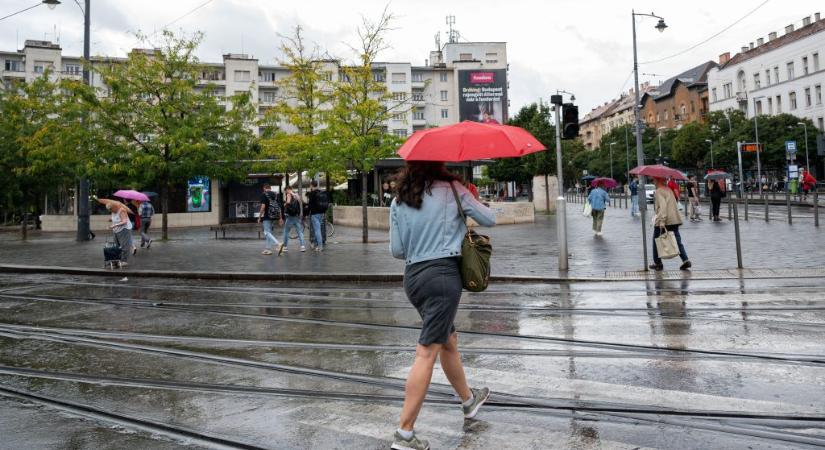 Zivatarok miatt adtak ki figyelmeztetést hétfőre is