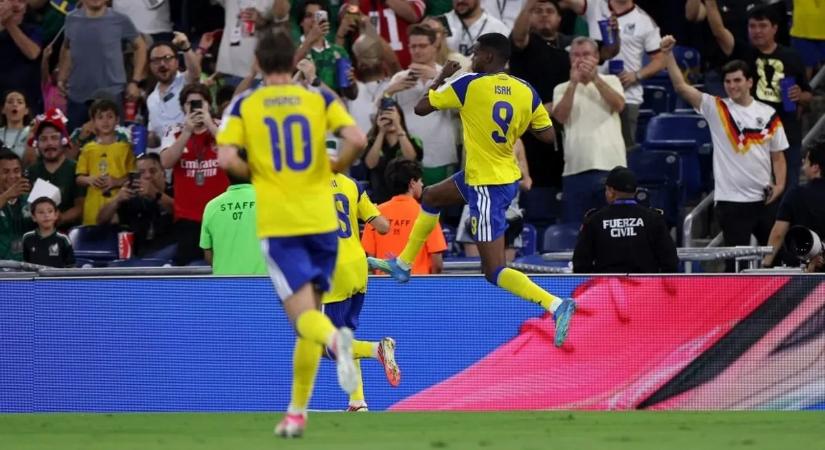Kivégzéssel ért véget a svédek első meccse a foci-vb-n