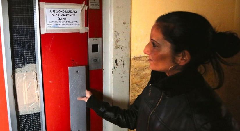 Borzasztó állapotban a régi házakban a liftek? – egri szakembert kérdeztünk, mit tegyünk, ha beragadtunk?