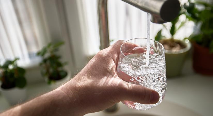 Ivóvízhálózati munkák miatt nyomáscsökkenés és vízhiány várható Egerben kedden