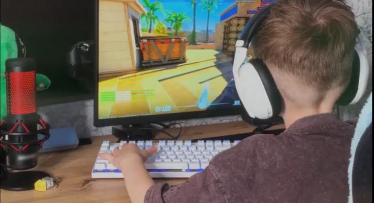 Hétéves Counter-Strike-játékost igazolt egy esportcsapat