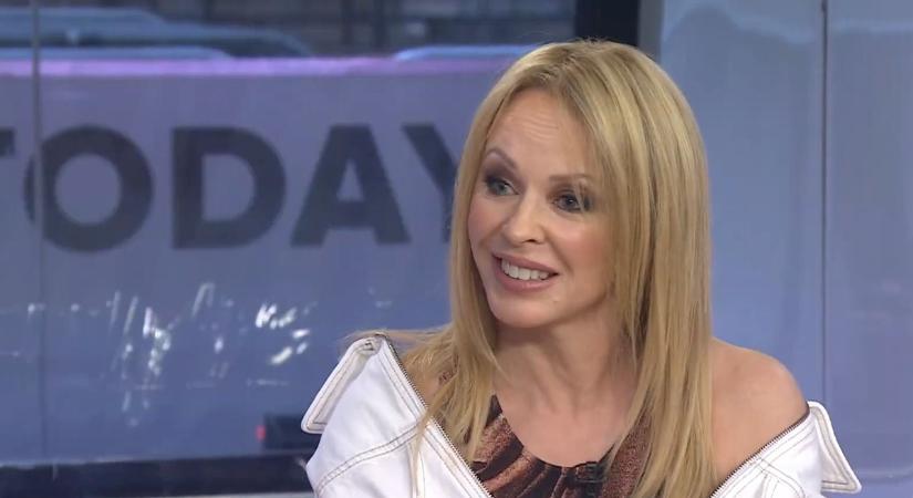 Kylie Minogue másodjára is szembenézett a mellrákkal