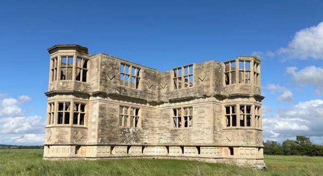 Titkos szimbolikájú Tudor-kori épületet restauráltak Nagy-Britanniában