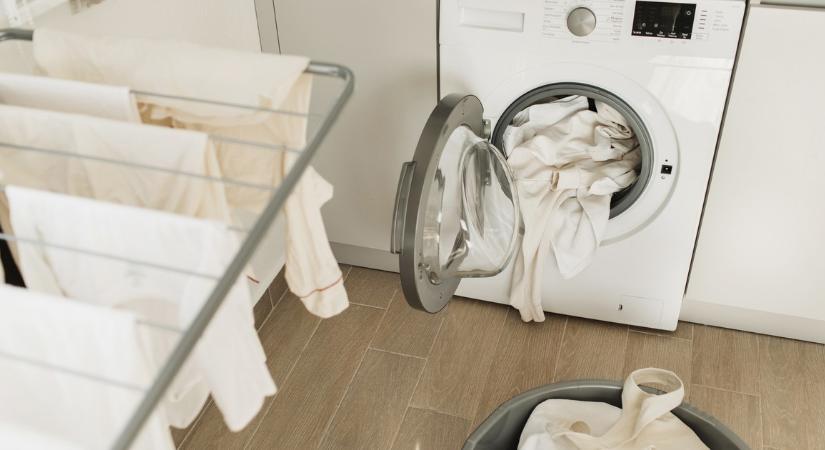 Egy mikrobiológus elárulta, hogyan kell helyesen mosni az alsóneműt: sokkoló kutatási eredmény