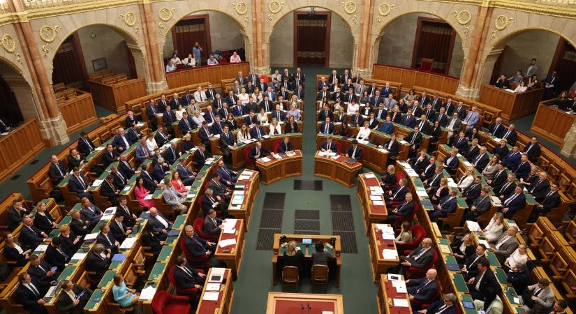 Egy véleményen a Tisza és a Fidesz. Ma reggel kiderült, tényleg mindkét párt igent mondott ERRE