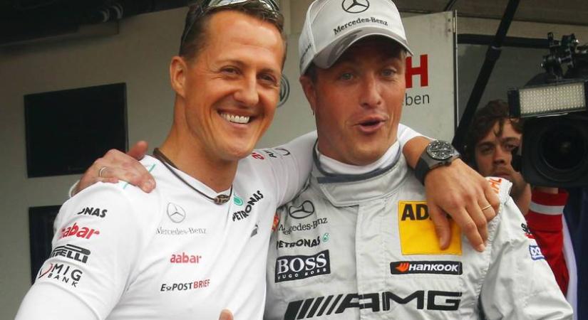 Michael Schumacher öccse összeházasodott 14 évvel fiatalabb párjával: Saint Tropez-ban mondták ki a boldogító igent