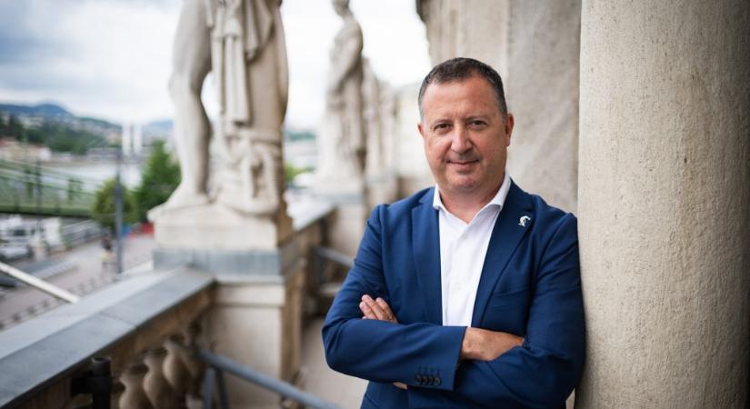 „A kormányhoz kötődő embereket ki kell zárni a kuratóriumokból” – interjú Bruno van Pottelsberghe Corvinus-rektorral