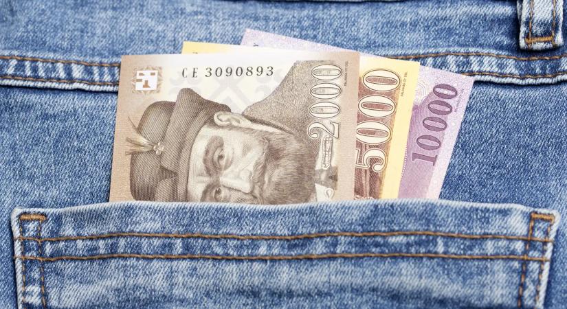 Elképesztő forintszárnyalás: Öt éve nem láttunk ilyen olcsó eurót, közelít a 350-es lélektani határ