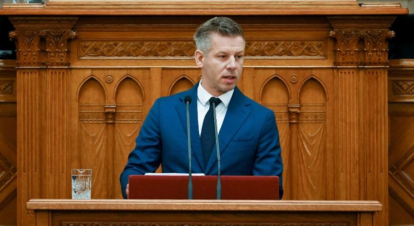Magyar Péter: Az Orbán-kormány átverte a magyarokat a vitnyédi táborral
