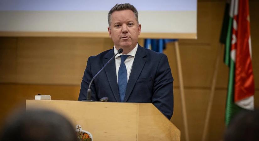 Megszólalt a miniszter a migrációs paktumról, ez várható az ügyben
