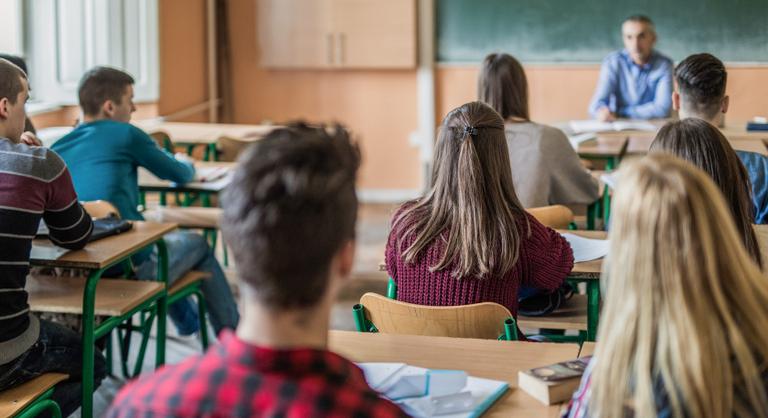 Elitképzés, vagy amit akartok – mit kezdjünk a hat- és nyolcosztályos gimnáziumokkal?