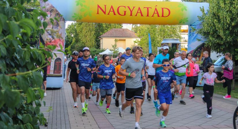 Több mint hétszázan vettek részt a Mozgás Éjszakáján Nagyatádon