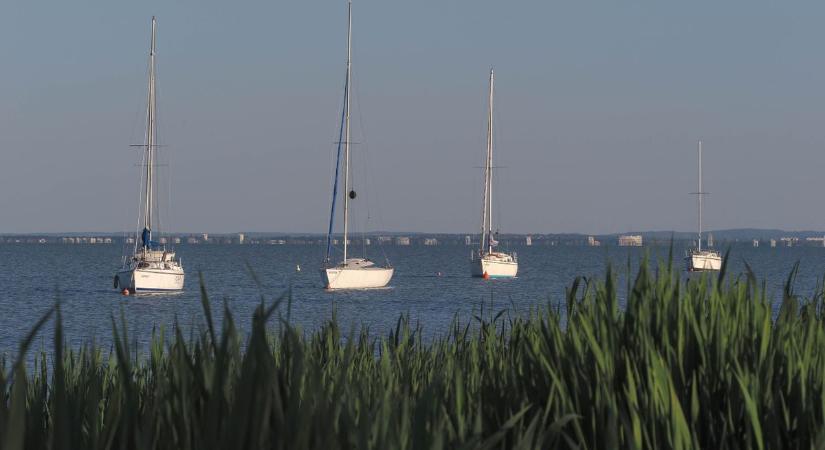 Elvonult a front, többfelé kisüthet a nap a Balatonnál