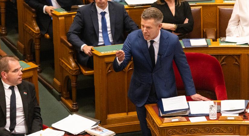 Lázár bement a parlamentbe, Magyar egyből bele is szállt a felszólalásában