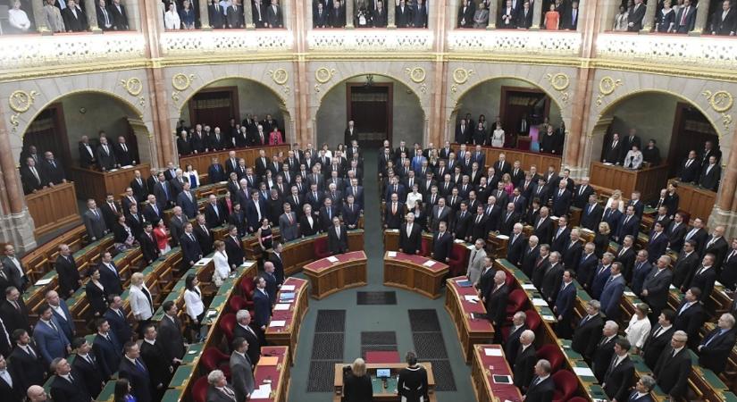 Parlamenti Krónika (napirend előtt: miniszterelnöki felszólalás)