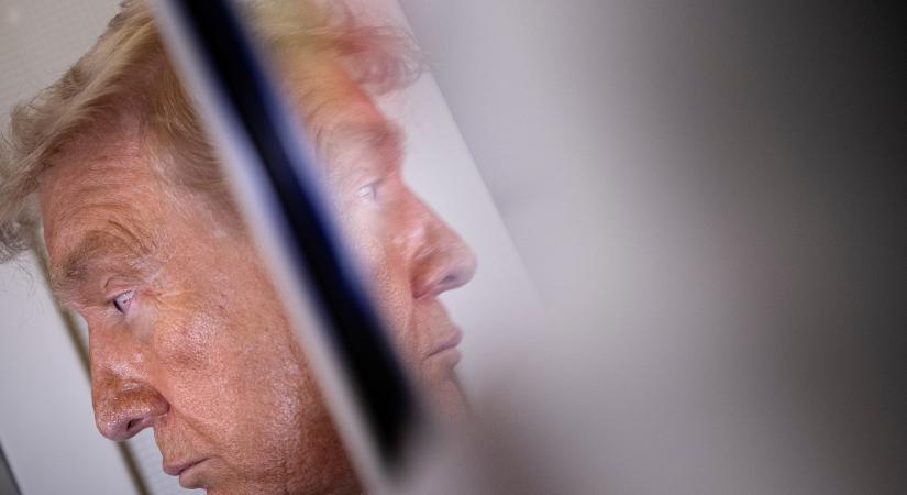 Zeit-esszé: Még töretlen látszik Trump kultusza, de lassan hívei is rádöbbennek, hogy valami nincs rendben vele