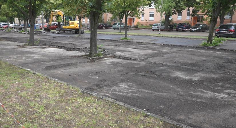 Újabb szakaszába lépett a Gesztenyés utcai parkoló felújítási projektje