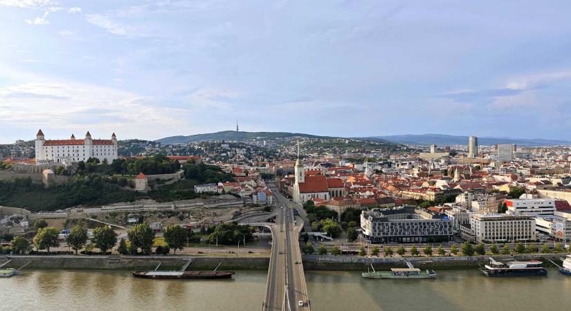 Történelmi csúcsra ért a turizmus a szomszédos országban