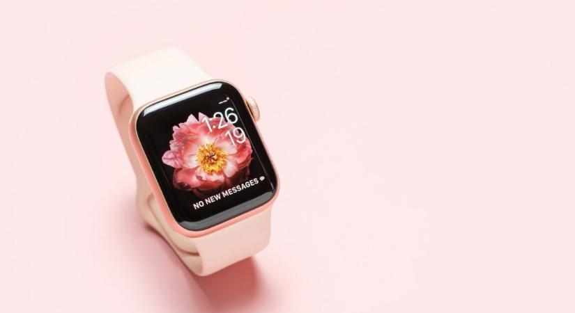 Így indíthatod újra az Apple Watchot, ha lefagyott