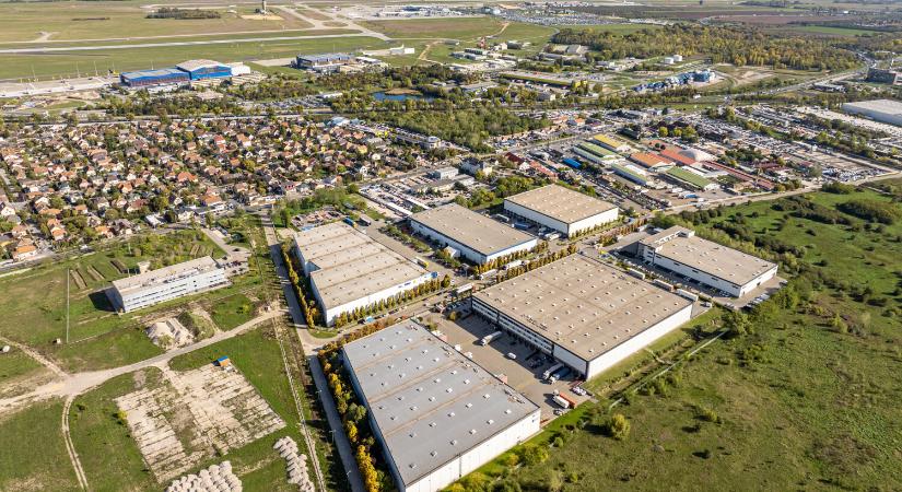 Ez a fejlesztéssel megtelik a Wing vecsési ipari parkja