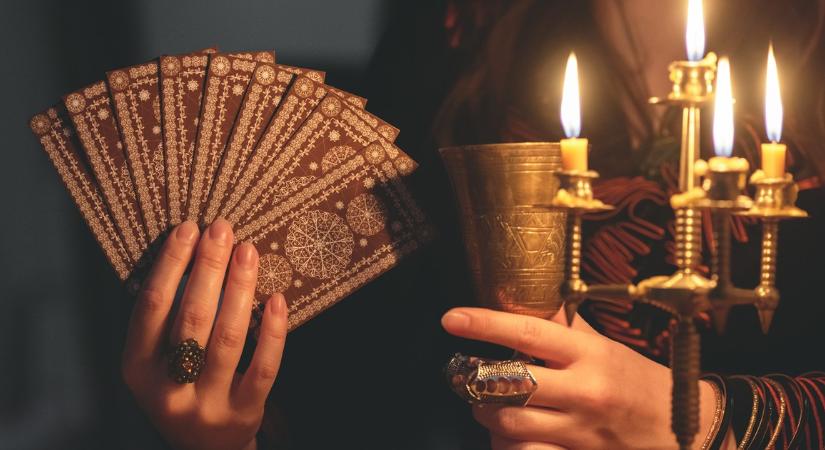 Üzent a cigánykártya: úgy érzed, átok ül rajtad? Ez nem a véletlen műve
