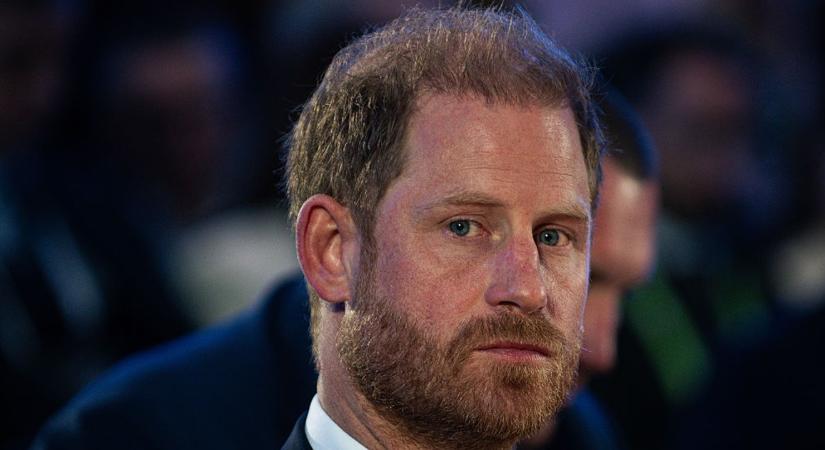 Fájó döntés született a brit királyi családban: Harry herceg nem kapott meghívót az esküvőre