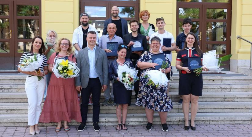 Több rekordot is megdöntött a Móricz Zsigmond Színház (fotók, videók)