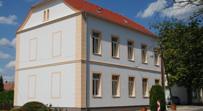 Feloszlatta magát a gersekaráti képviselő-testület