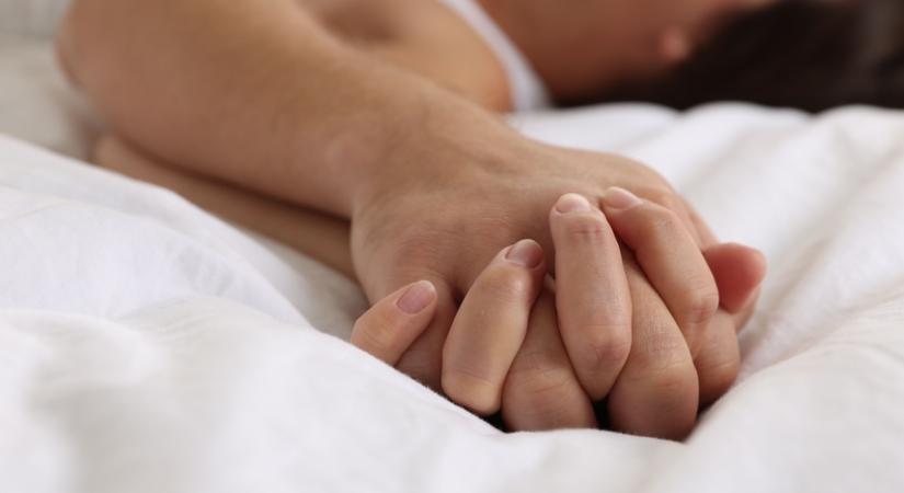 „Sleep Divorce“: egyre többen alszanak külön, és ez még erősítheti is a szerelmet