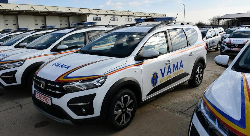Figyelmeztető sztrájkra készülnek a vámhatóságnál