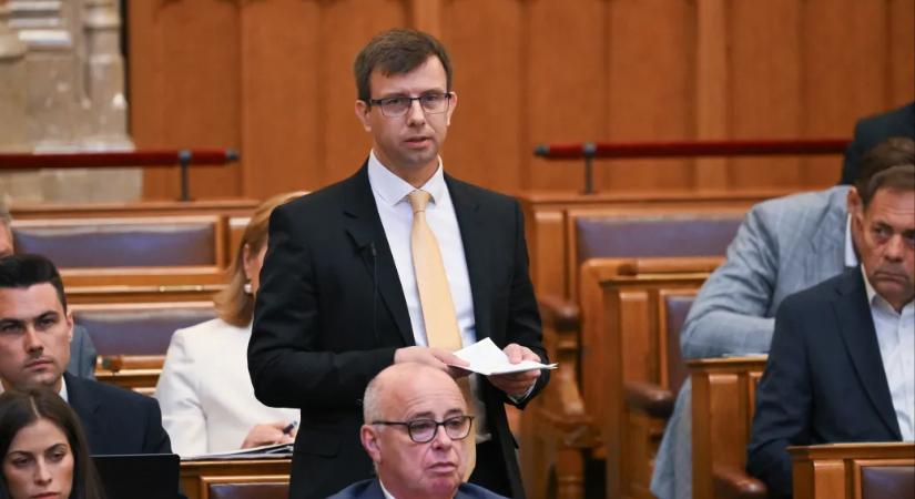 Bóka János szerint nem volt sikertelen az unió kitaktikázása a Vitnyédre tervezett menekülttáborral