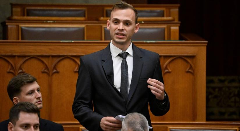 Köbméterben adta meg az ingatlanjait a tiszás képviselő – bocsánatot kért a bakitért
