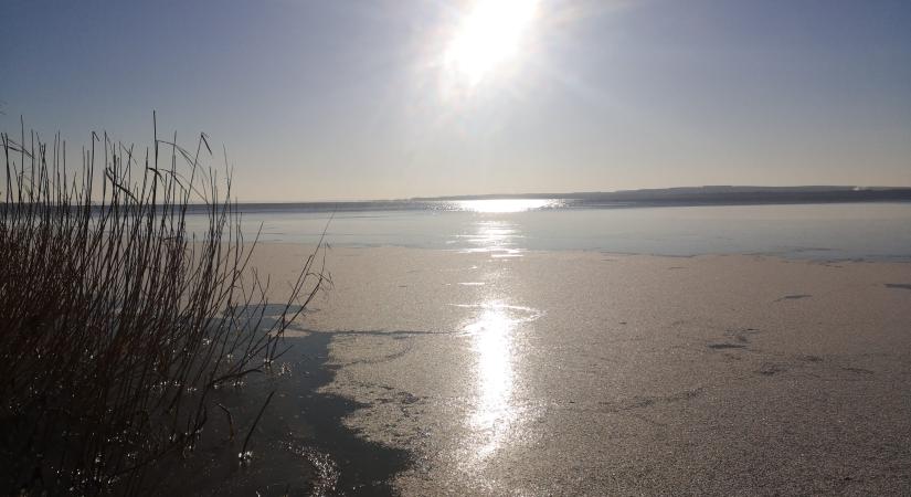 Napos téli reggel a Balatonnál (videó) - Hírnavigátor