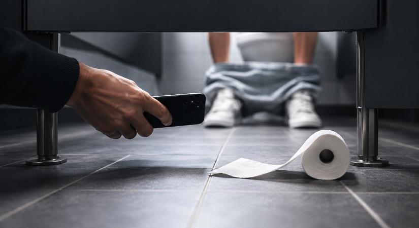 A vécépapír keresztülhúzta az esztergomi kukkoló tervét