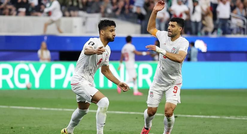 Négygólos iksz Irán és Új-Zéland között