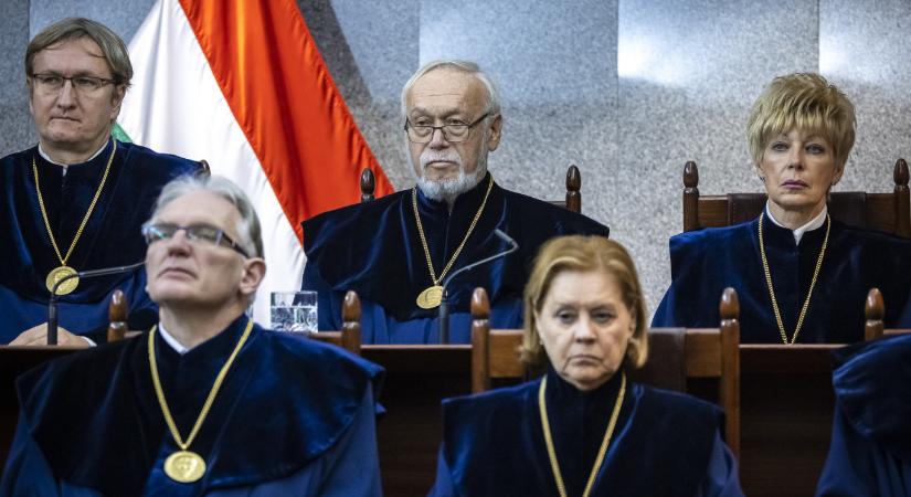 Az alkotmányozás mint alapítási rítus