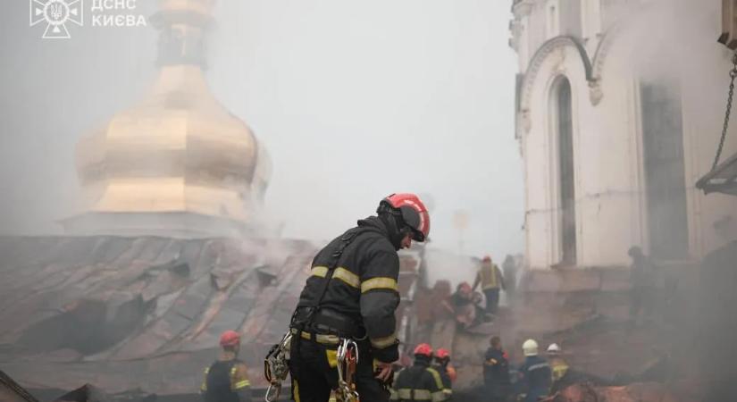 Ukrajna sürgősségi eljárást kezdeményezett az UNESCO-nál a kijevi Pecserszka Lavra elleni orosz támadás miatt